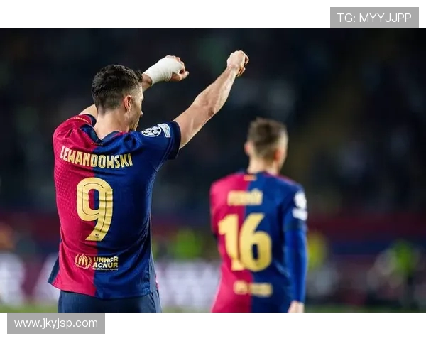 卡里姆·本泽马:从足坛巨星到沙特联赛新篇章的传奇转折 卡里姆·本泽马:从足坛巨星到沙特联赛新篇章的传奇转折