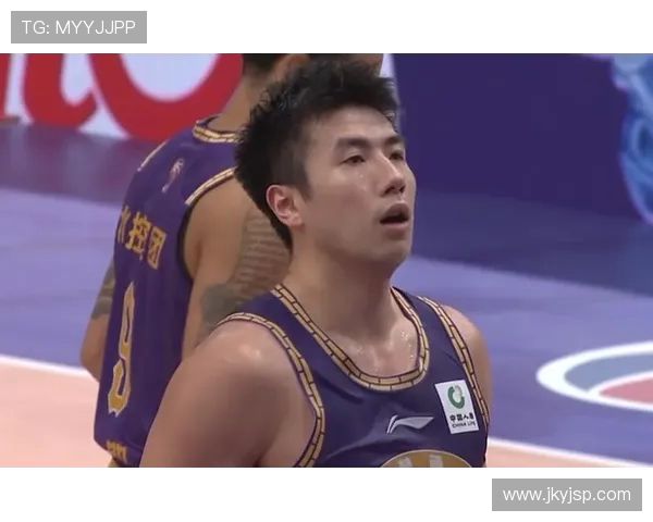 谢晖执教风云再起:从球场传奇到教练生涯的蜕变与挑战 谢晖执教风云再起:从球场传奇到教练生涯的蜕变与挑战